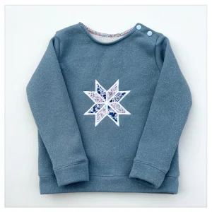 Sweat bleu pailleté et liberty Wiltshire curaçao/jacinthe broderie étoile