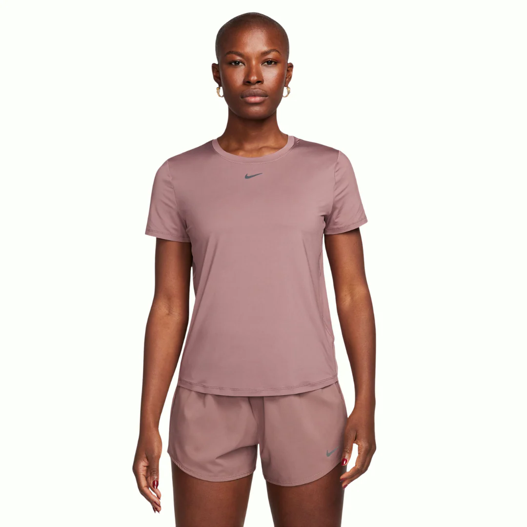 Nike One Classic Tee (Femme) – Image 7