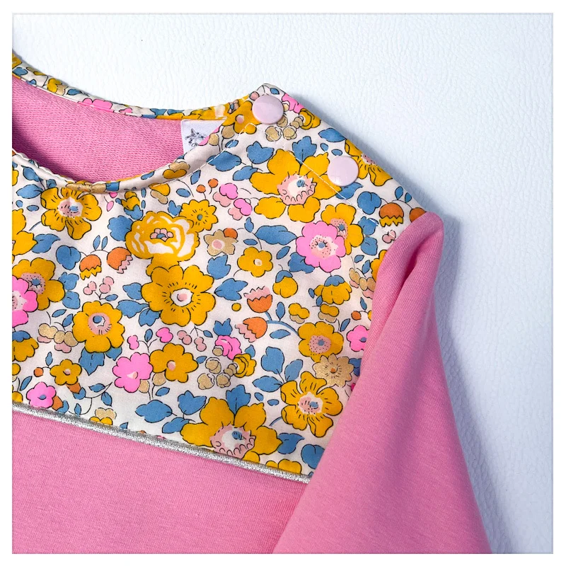 Sweat léger rose bonbon et Liberty Betsy ohlala