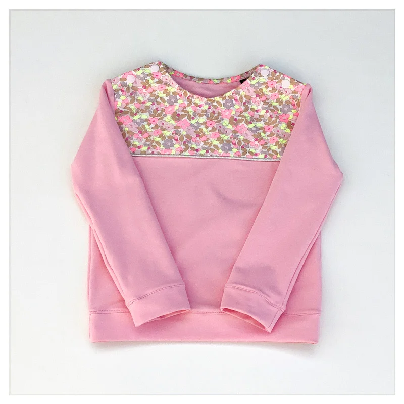 Sweat léger rose layette et Liberty USA Betsy berry latte – Image 2
