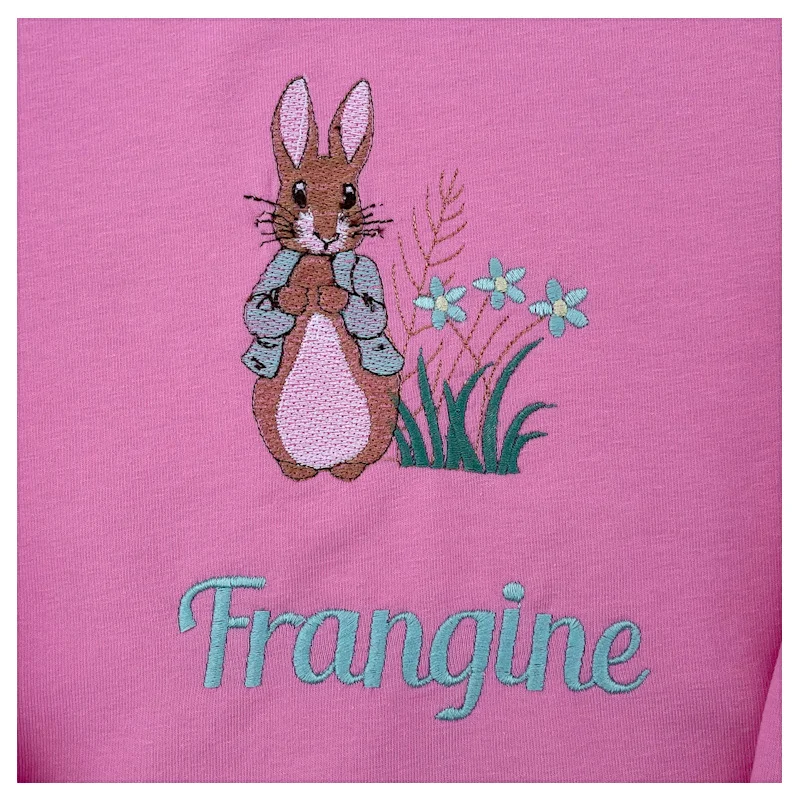 Sweat rose bonbon broderie Pierre Lapin Beatrix Potter – Image 4