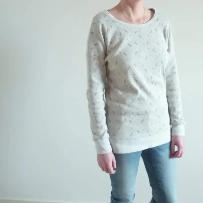 Tee-shirt ou sweat femme ample – anciennes collections – Image 7