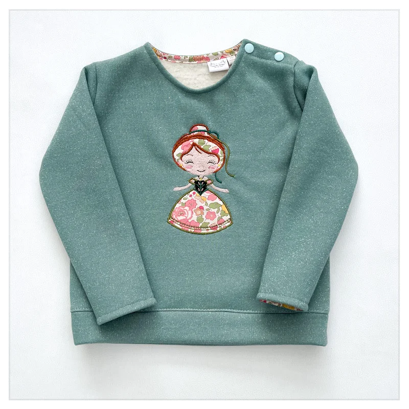 Sweat molletonné pailleté céladon et liberty Betsy rose vanille broderie Anna