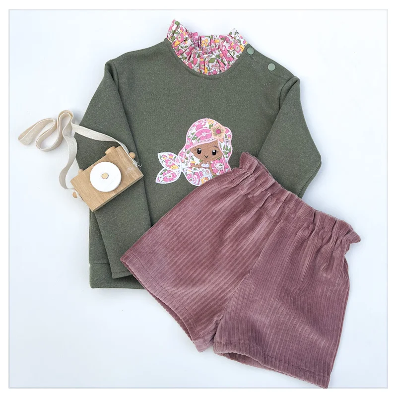Sweat kaki pailleté et liberty Betsy pêche fluo broderie sirène – Image 4