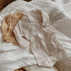 Brassière bébé maille ajourée | Kai – Li & me