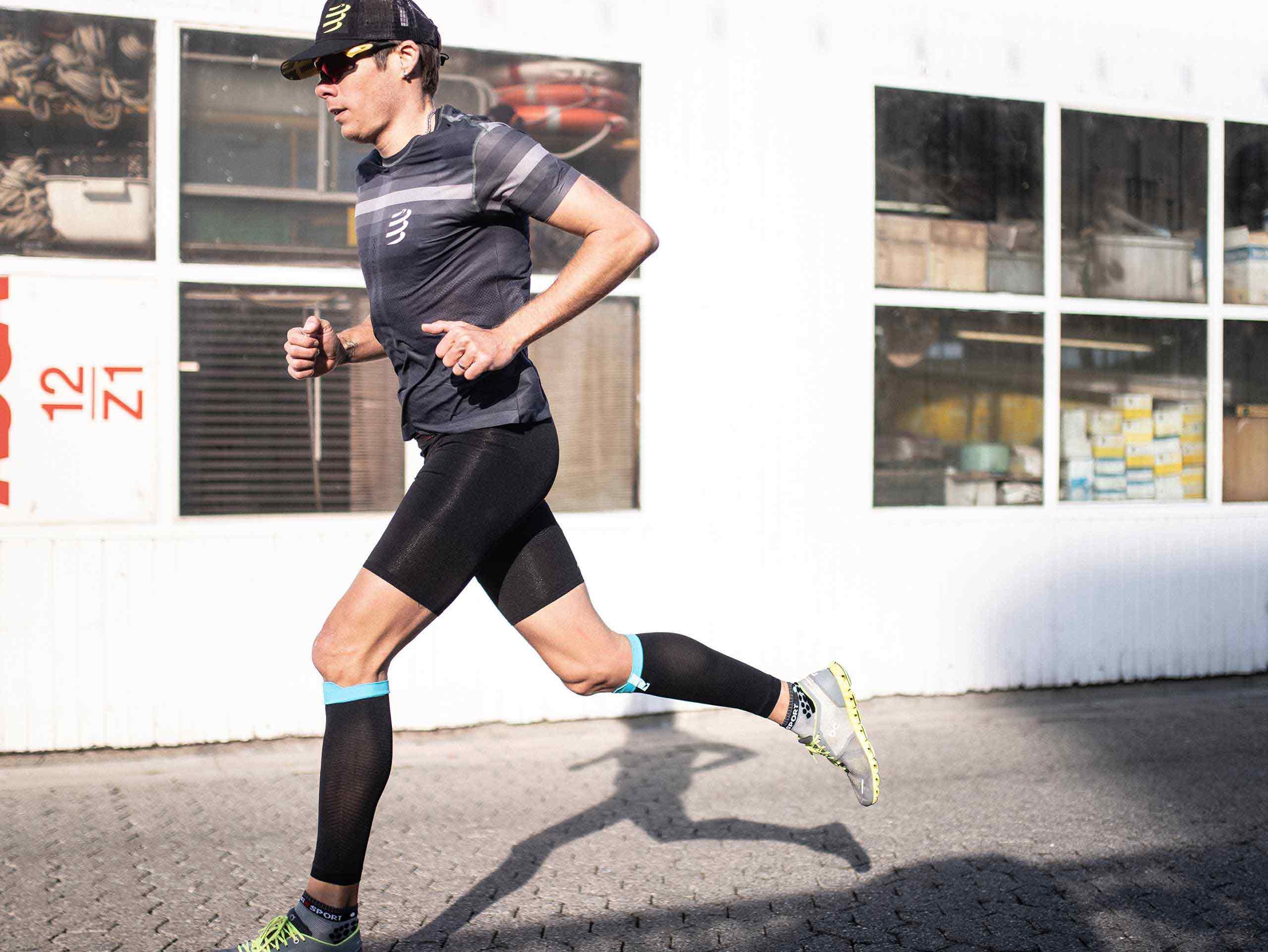 Compressport RUN UNDER CONTROL SHORT – Image 3