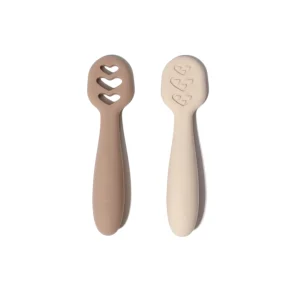 Cuillères d’apprentissage bébé coeurs | Taupe/Ivoire – Soina