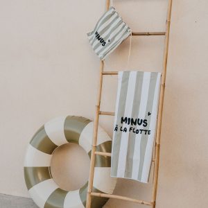 Serviette enfant microfibre « Minus à la flotte »| Vert – Zakuw